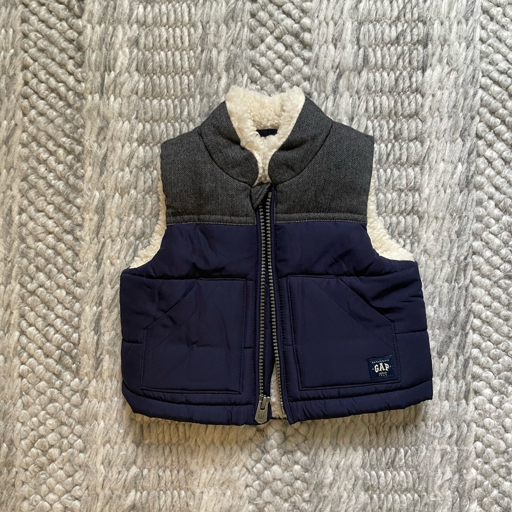 NWT Baby Gap Sherpa Vest, 0-6 Months